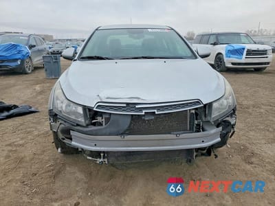 Piąte zdjęcie samochodu w środku: 2013 CHEVROLET CRUZE LT VIN:1G1PC5SBXD7219149 - miniatura