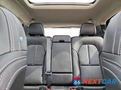 Zdjęcie 10 z 14 samochodu: 2025 VOLVO XC40 PLUS VIN:YV4L12UC1S2483609 - miniatura