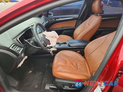 Zdjęcie 7 z 12 samochodu: 2019 FORD FUSION TITANIUM VIN:3FA6P0RU6KR148786 - miniatura