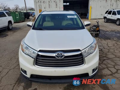 Piąte zdjęcie samochodu w środku: 2014 TOYOTA HIGHLANDER XLE VIN:5TDJKRFH1ES055240 - miniatura