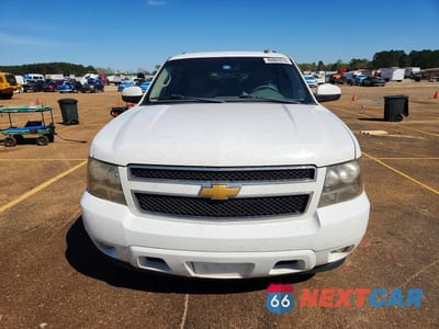 Piąte zdjęcie samochodu w środku: 2008 CHEVROLET SUBURBAN C1500 LS VIN:3GNFC16J78G264824 - miniatura