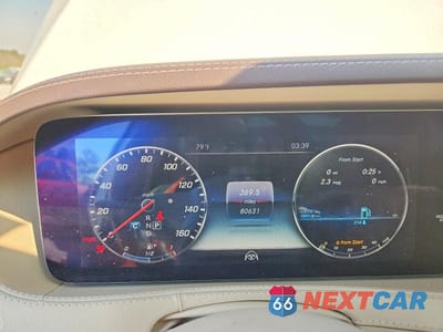 Zdjęcie 9 z 12 samochodu: 2019 MERCEDES-BENZ S 560 VIN:WDDUG8DB0KA453674 - miniatura