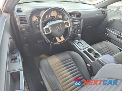 Zdjęcie 8 z 11 samochodu: 2012 DODGE CHALLENGER SXT VIN:2C3CDYAG8CH180229 - miniatura