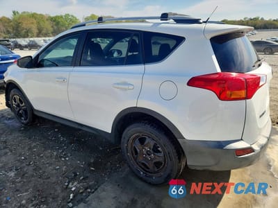 Drugie zdjęcie samochodu z przodu: 2015 TOYOTA RAV4 LE VIN:2T3ZFREV4FW203654 - miniatura