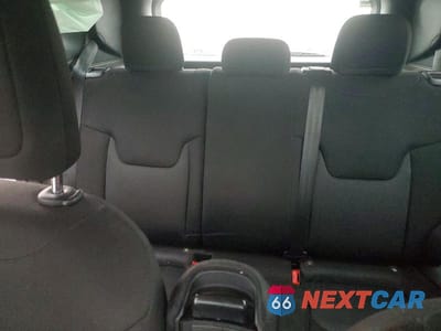 Zdjęcie 10 z 14 samochodu: 2021 JEEP RENEGADE SPORT VIN:ZACNJDAB8MPM38367 - miniatura