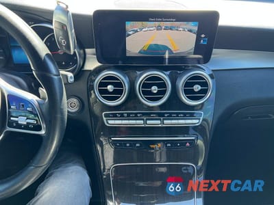 Zdjęcie 9 z 10 samochodu: 2020 MERCEDES-BENZ GLC 300 VIN:WDC0G8DB1LF702927 - miniatura