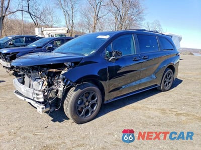 2025 TOYOTA SIENNA WOODLAND EDITION 5TDCSKFC6SS218691 - główne zdjęcie licytacji z USA - miniatura