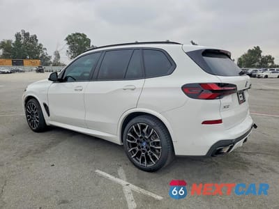 Drugie zdjęcie samochodu z przodu: 2025 BMW X5 XDRIVE50E VIN:5UX43EU01S9Y60695 - miniatura
