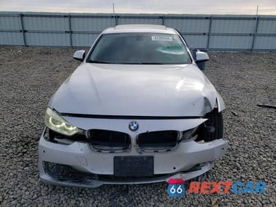 Piąte zdjęcie samochodu w środku: 2015 BMW 328 I SULEV VIN:WBA3C1C56FP854151 - miniatura
