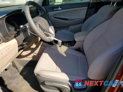 Zdjęcie 7 z 13 samochodu: 2019 HYUNDAI TUCSON SE VIN:KM8J23A4XKU999171 - miniatura