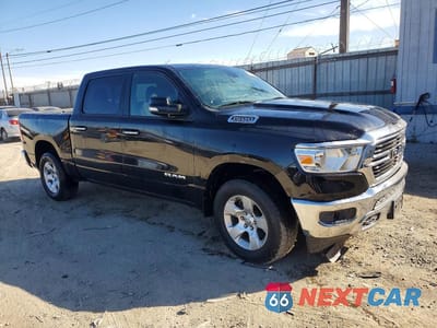 Czwarte zdjęcie samochodu z boku: 2019 RAM 1500 BIG HORN VIN:1C6SRFFT9KN708215 - miniatura