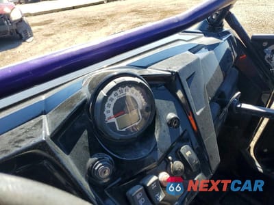 Zdjęcie 8 z 10 samochodu: 2013 POLARIS RZR UTILITY VEHICLE VIN:4XAXT9EA8DF680428 - miniatura