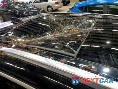 Zdjęcie 13 z 13 samochodu: 2019 VOLVO XC60 T5 R-DESIGN VIN:LYV102RM1KB242565 - miniatura