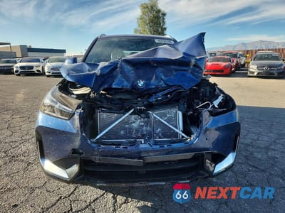 Piąte zdjęcie samochodu w środku: 2025 BMW X1 XDRIVE28I VIN:WBX73EF00S5141721 - miniatura