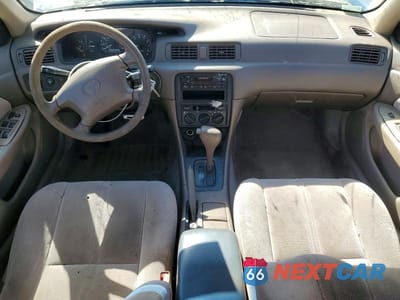 Zdjęcie 8 z 12 samochodu: 1998 TOYOTA CAMRY LE VIN:4T1BG22K2WU839949 - miniatura