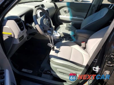 Zdjęcie 7 z 11 samochodu: 2019 KIA SOUL EV + VIN:KNDJX3AE2K7038190 - miniatura