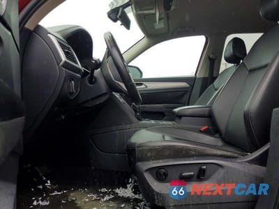 Zdjęcie 7 z 13 samochodu: 2018 VOLKSWAGEN ATLAS SE VIN:1V2CR2CA7JC509620 - miniatura