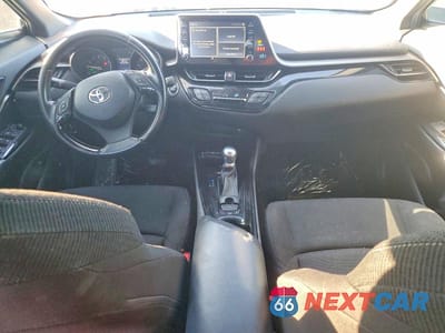Zdjęcie 8 z 13 samochodu: 2019 TOYOTA C-HR XLE VIN:JTNKHMBX7K1023254 - miniatura