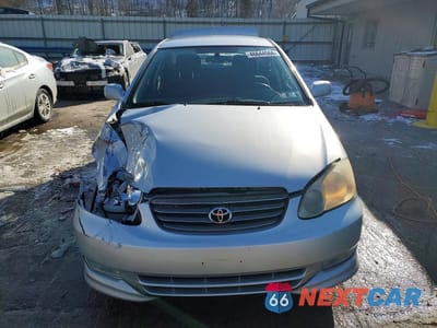 Piąte zdjęcie samochodu w środku: 2004 TOYOTA COROLLA S VIN:1NXBR32E84Z239394 - miniatura