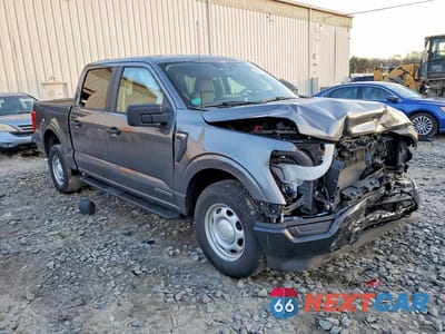 Czwarte zdjęcie samochodu z boku: 2023 FORD F150 SUPERCREW VIN:1FTFW1ED2PFA94058 - miniatura