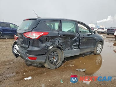 Trzecie zdjęcie samochodu z tyłu: 2016 FORD ESCAPE S VIN:1FMCU0F74GUA96185 - miniatura