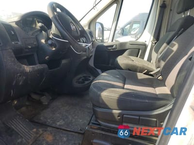 Zdjęcie 7 z 12 samochodu: 2016 RAM PROMASTER 2500 DELIVERY VAN VIN:3C6TRVDG5GE110798 - miniatura