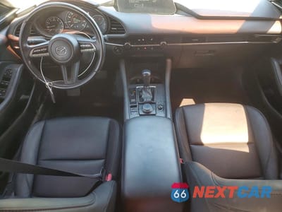 Zdjęcie 8 z 12 samochodu: 2021 MAZDA 3 SELECT VIN:JM1BPABL9M1324453 - miniatura