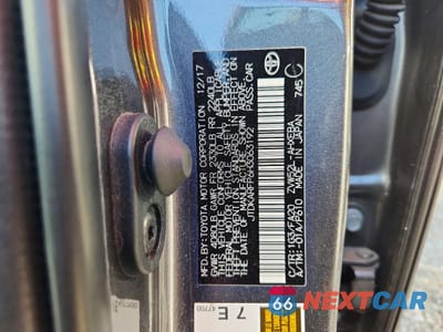 Zdjęcie 13 z 13 samochodu: 2017 TOYOTA PRIUS PRIME PLUS VIN:JTDKARFP6H3063192 - miniatura