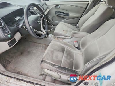 Zdjęcie 7 z 11 samochodu: 2013 HONDA INSIGHT LX VIN:JHMZE2H56DS005085 - miniatura