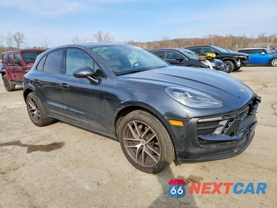 Czwarte zdjęcie samochodu z boku: 2023 PORSCHE MACAN BASE VIN:WP1AA2A58PLB15296 - miniatura
