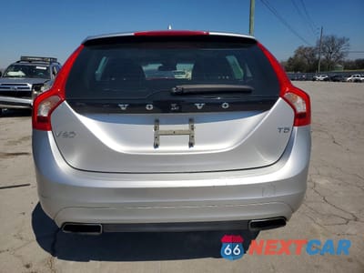 Zdjęcie 6 z 13 samochodu: 2015 VOLVO V60 PREMIER VIN:YV140MEB7F1201054 - miniatura