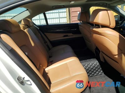 Zdjęcie 10 z 12 samochodu: 2013 BMW 740 LI VIN:WBAYE4C57DDW22626 - miniatura