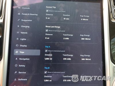 Zdjęcie 9 z 13 samochodu: 2013 TESLA MODEL S VIN:5YJSA1CP9DFP13863 - miniatura