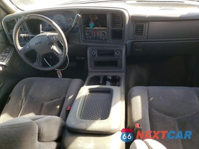 Zdjęcie 8 z 12 samochodu: 2005 GMC SIERRA K2500 HEAVY DUTY VIN:1GTHK23215F843764 - miniatura