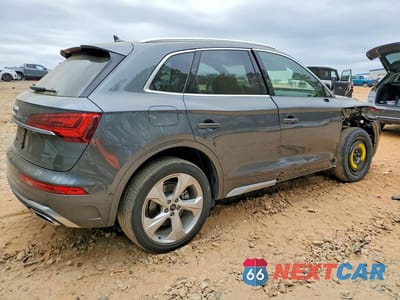 Trzecie zdjęcie samochodu z tyłu: 2023 AUDI Q5 PRESTIGE 45 VIN:WA1FAAFY4P2191084 - miniatura