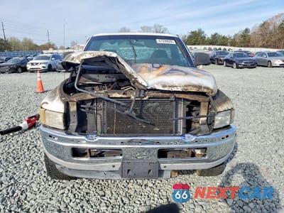 Piąte zdjęcie samochodu w środku: 2001 DODGE RAM 1500 VIN:1B7HF16Y91S166446 - miniatura