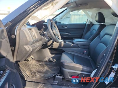 Zdjęcie 7 z 13 samochodu: 2025 NISSAN PATHFINDER SL VIN:5N1DR3CA5SC309361 - miniatura