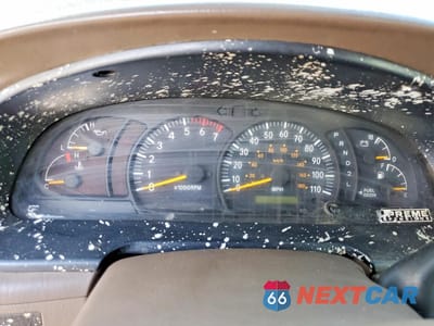 Zdjęcie 9 z 13 samochodu: 2002 TOYOTA TUNDRA SR5 V8 VIN:5TBRT34112S256613 - miniatura