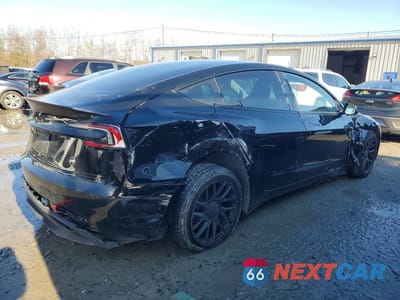 Trzecie zdjęcie samochodu z tyłu: 2024 TESLA MODEL 3 VIN:5YJ3E1EA5RF825276 - miniatura