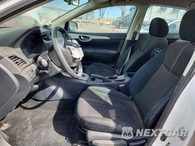 Zdjęcie 7 z 12 samochodu: 2014 NISSAN SENTRA S VIN:3N1AB7AP8EL690144 - miniatura