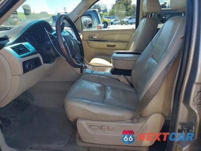 Zdjęcie 7 z 13 samochodu: 2007 CADILLAC ESCALADE LUXURY VIN:1GYFK63857R138450 - miniatura