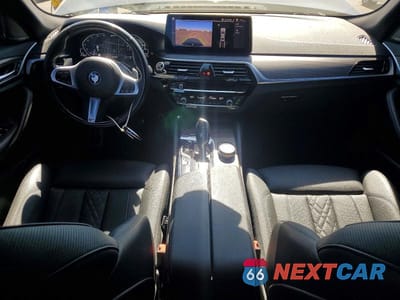 Zdjęcie 8 z 12 samochodu: 2023 BMW 530E VIN:WBA13AG09PCM42255 - miniatura
