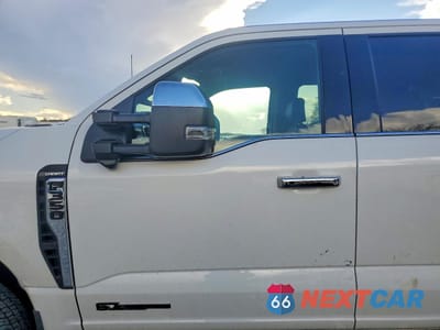 Zdjęcie 7 z 13 samochodu: 2025 FORD F350 SUPER DUTY VIN:1FT8W3DT5SEC08680 - miniatura