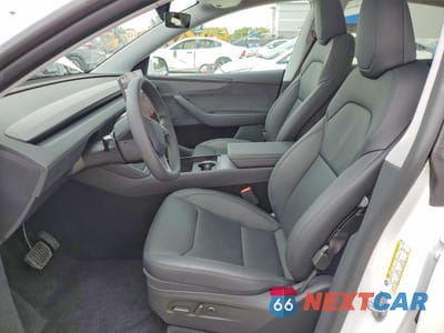 Zdjęcie 7 z 14 samochodu: 2026 TESLA MODEL Y VIN:7SAYGDEE1TA497625 - miniatura