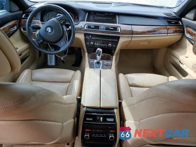 Zdjęcie 8 z 12 samochodu: 2015 BMW 740 LI VIN:WBAYE4C50FD946908 - miniatura
