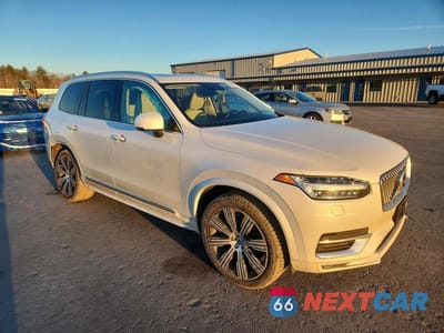 Czwarte zdjęcie samochodu z boku: 2020 VOLVO XC90 T6 INSCRIPTION VIN:YV4A22PL5L1586359 - miniatura