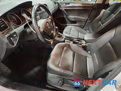 Zdjęcie 7 z 11 samochodu: 2019 VOLKSWAGEN GOLF S VIN:3VWG57AU0KM031546 - miniatura