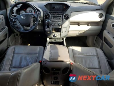 Zdjęcie 8 z 13 samochodu: 2015 HONDA PILOT TOURING VIN:5FNYF4H92FB018120 - miniatura