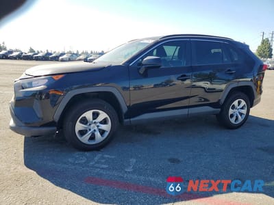 2020 TOYOTA RAV4 LE 2T3H1RFV4LC047105 - główne zdjęcie licytacji z USA - miniatura