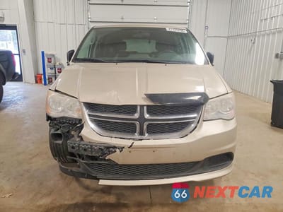 Piąte zdjęcie samochodu w środku: 2014 DODGE GRAND CARAVAN SE VIN:2C4RDGBG9ER420917 - miniatura